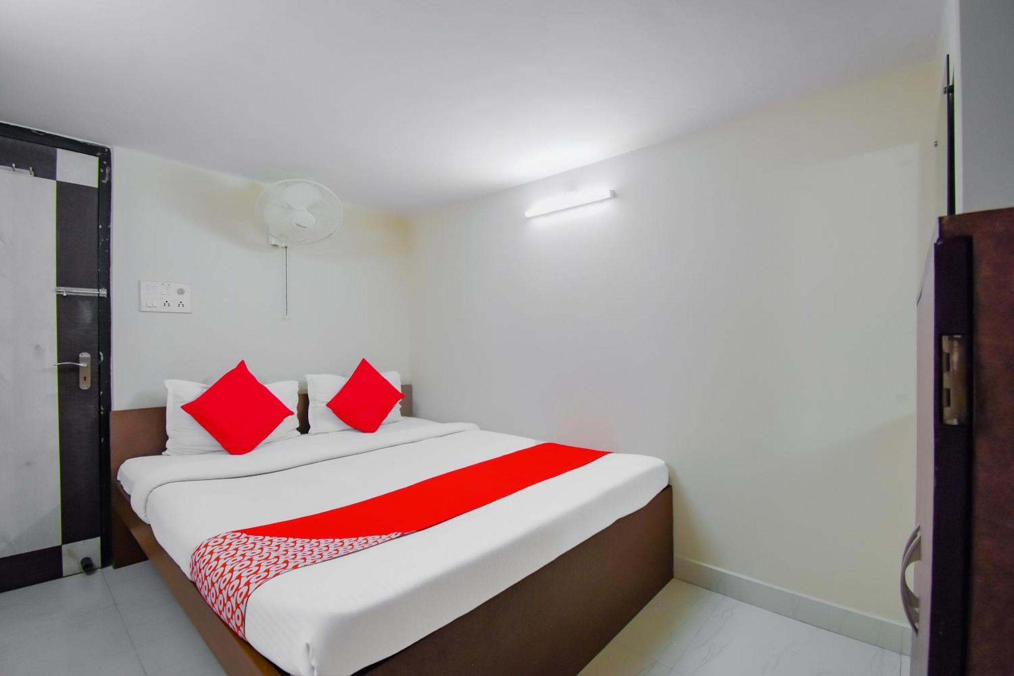 Hotel O Lindsay Inn Guest House Calcutta Calcutta Bara Bazar エクステリア 写真